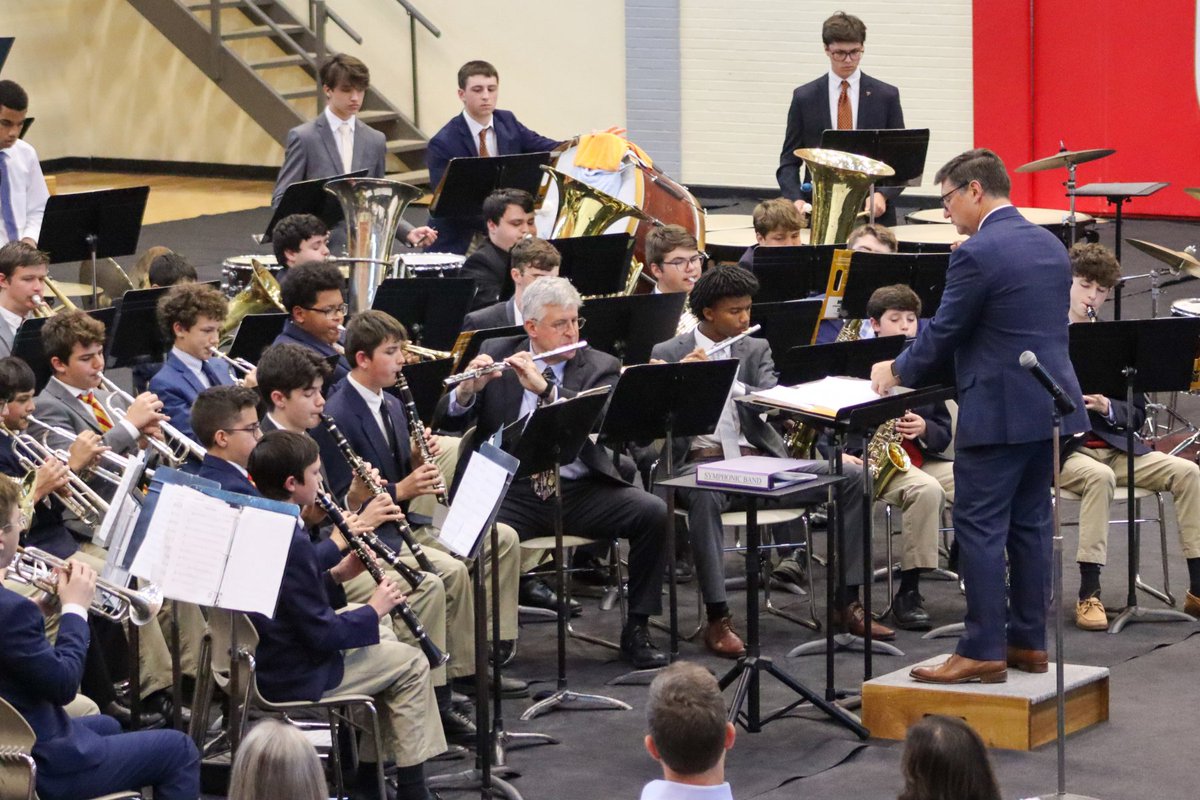 Last week, the Crusader Band performed beautiful music at their spring concert for members of the Brother Martin family. We would like to thank everyone involved for making the Brother Martin Band's 2024 Spring Concert so incredible! Learn more 🎶 loom.ly/2ROI428