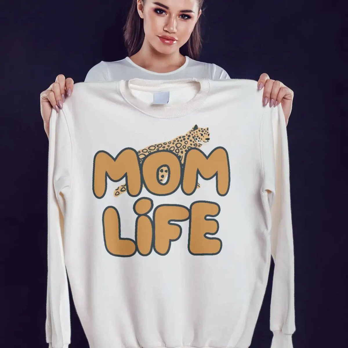 Best Design collection for Moms ' Mom Life with beautiful tiger'🐅
#momgifts #momtshirt #motherday #mummylife #mothersdaygift #gulbrand #mommygift❤️ #mombirthday #family #bestmomintheworld #mamá #happymothersday