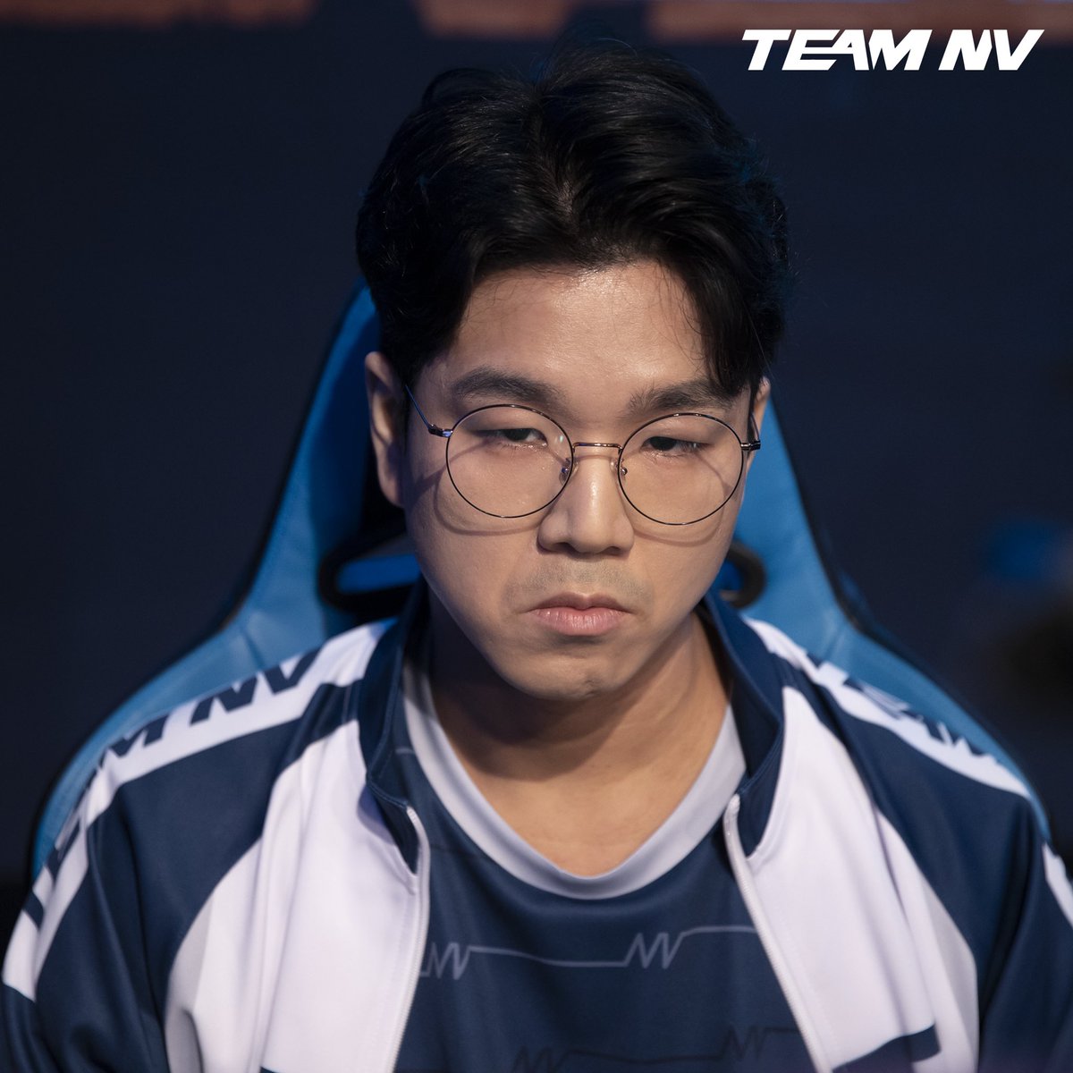 Hello, I am Sooho 'DRG' Park, Starcraft2 Progamer. I am looking for a new contract. By the consideration of the current team 'Club NV', there are no ristrictions on the new contract. If you are interested in, Please contact to my email:tngh512@naver.com or DM. Thank you.