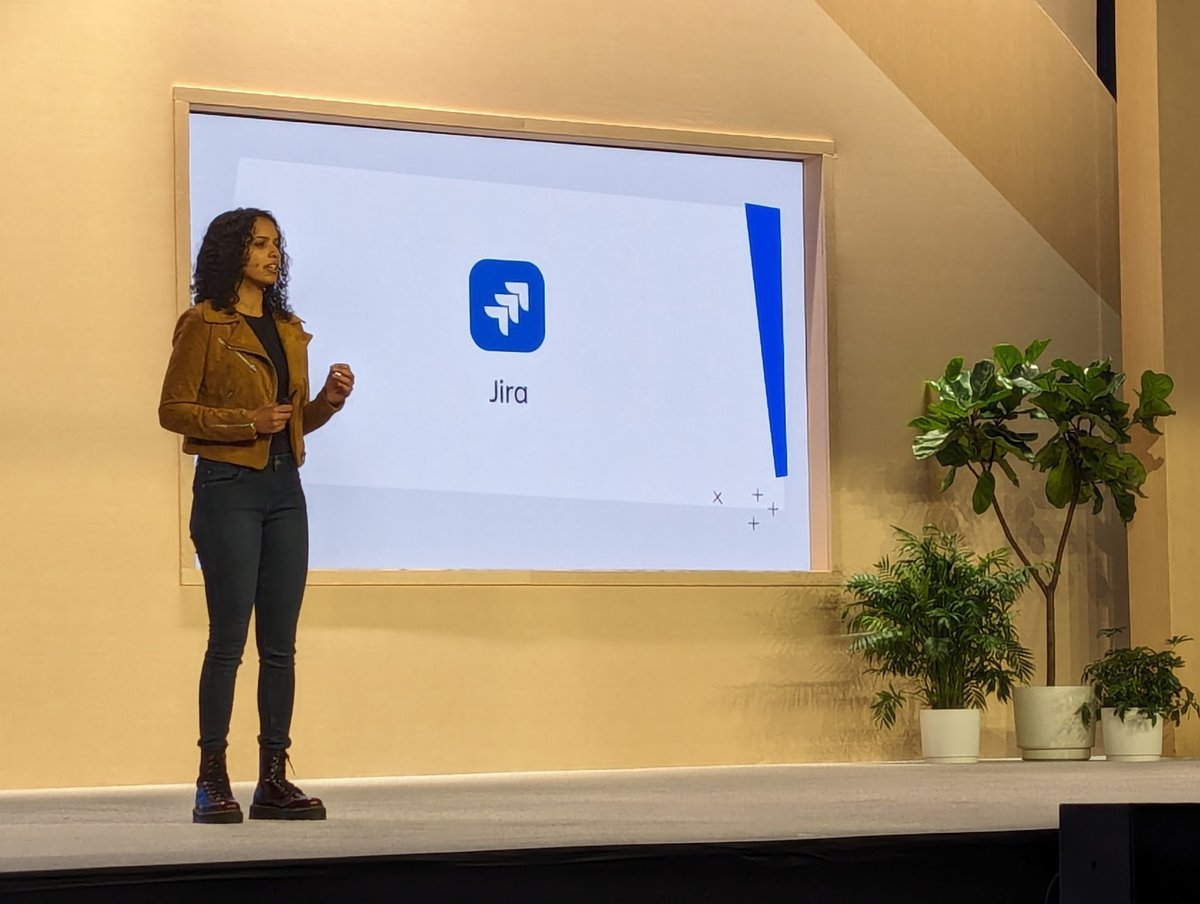 Anu articulating @atlassian's journey towards expanding Jira 'for all teams' as the 'system of work.' @anutthara jokes about challenges people have in explaining what 'epic' and 'stories' are. #AtlassianTeam24