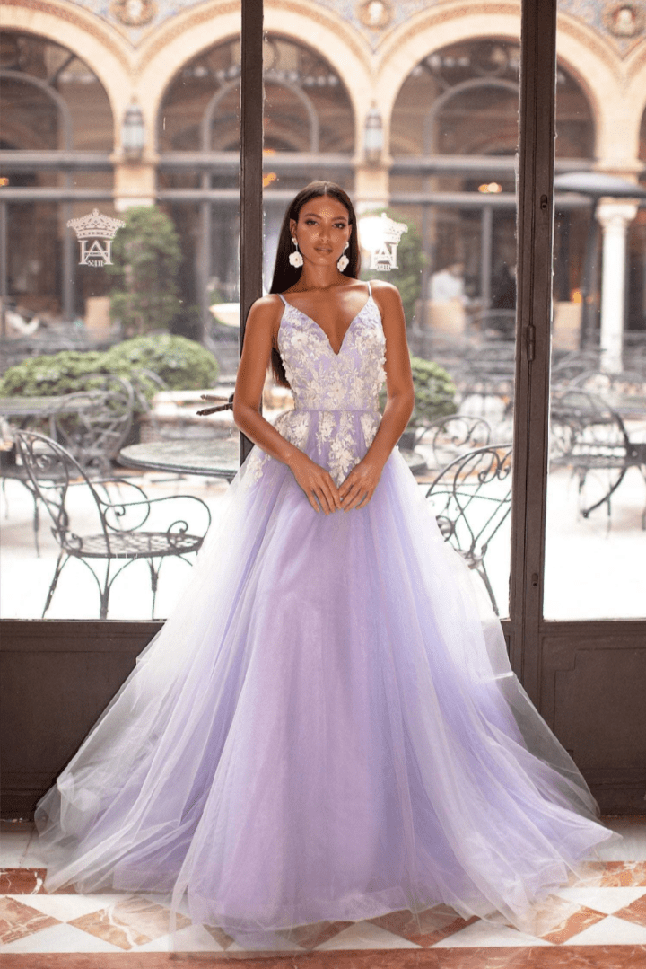 The Ultimate Guide to Finding the Perfect Lilac Prom Dress dlvr.it/T6Gyrp via @StacieinAtlanta