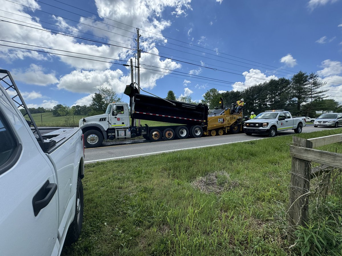 @myTDOT crews are paving today on SR 93 in Greene County. Please use extreme caution as they doing this important roadwork very close to traffic. #myTDOT #WorkWithUs #MoveOver #SlowDown