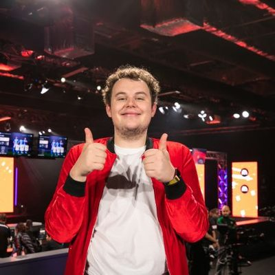 TakeawayAFC (@takeawayafc) on Twitter photo TakeawayAFC day 1 Girth N Turf qualifing tournament winner and <a href="/EASPORTSFCPro/">EA SPORTS FC Pro</a> Commentator <a href="/Rbuckley98/">Richard Buckley</a> is rejoining us for game week 2 of Champions of the Turf 🍔🍟📝🤝
Time to step up our game 💪
#GirthNTurf #TakeawayAFC #easports #proclubs #clubs TakeawayAFC day 1 Girth N Turf qualifing tournament winner and <a href="/EASPORTSFCPro/">EA SPORTS FC Pro</a> Commentator <a href="/Rbuckley98/">Richard Buckley</a> is rejoining us for game week 2 of Champions of the Turf 🍔🍟📝🤝
Time to step up our game 💪
#GirthNTurf #TakeawayAFC #easports #proclubs #clubs