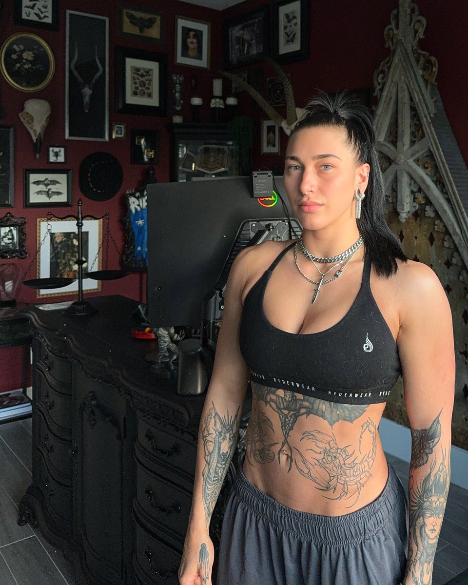 RheaRipley_WWE's tweet image. 👹