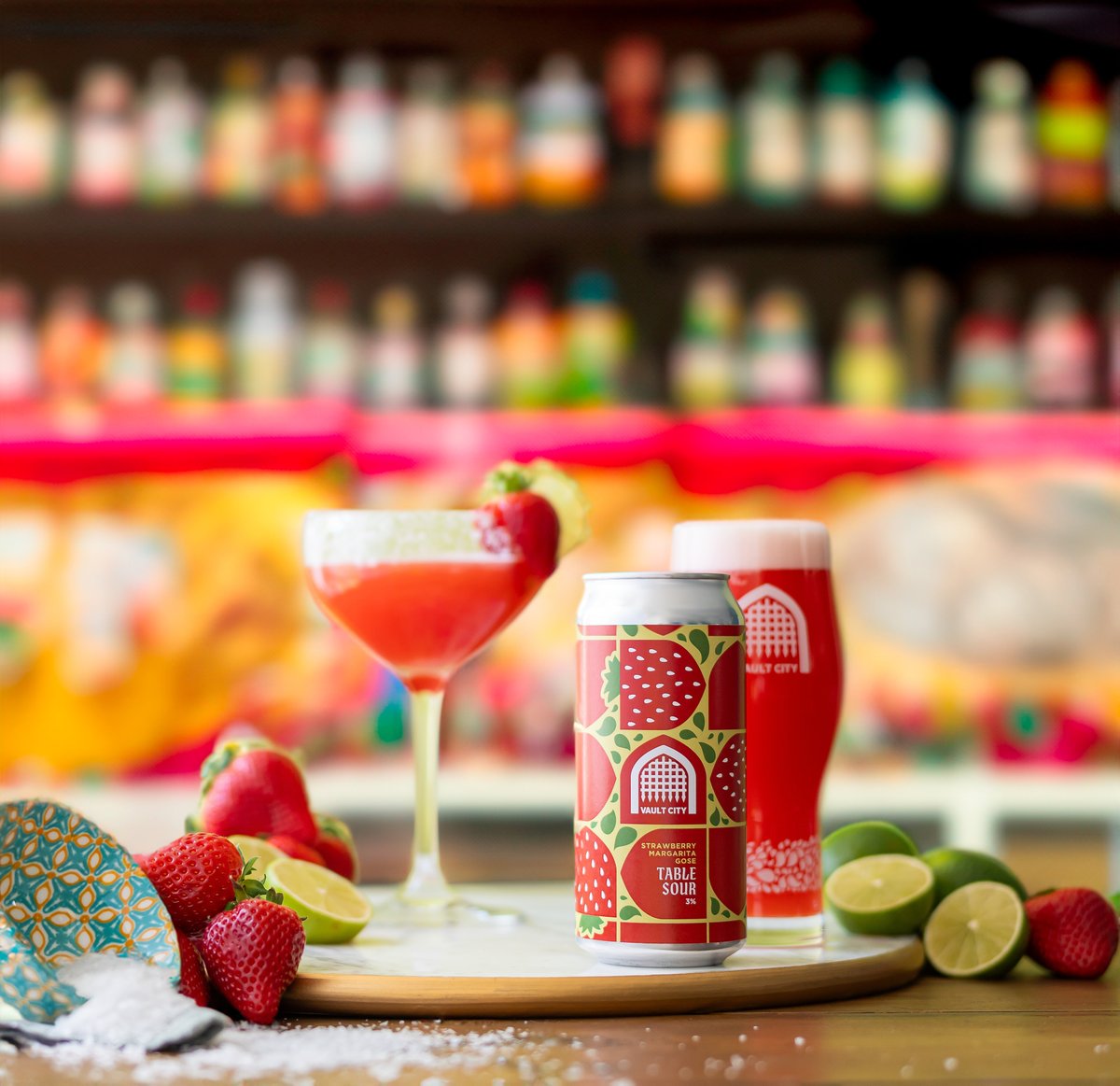 Strawberry Margarita Gose Table Sour 🍓🍸 Our fresh & fragrant fruited Gose takes inspiration from one of our favourite cocktails. A blend of juicy Scottish strawberries & zesty lime juice creates a sweet-sour fusion with underlying notes from Himalayan pink salt. 07.05.24🕔