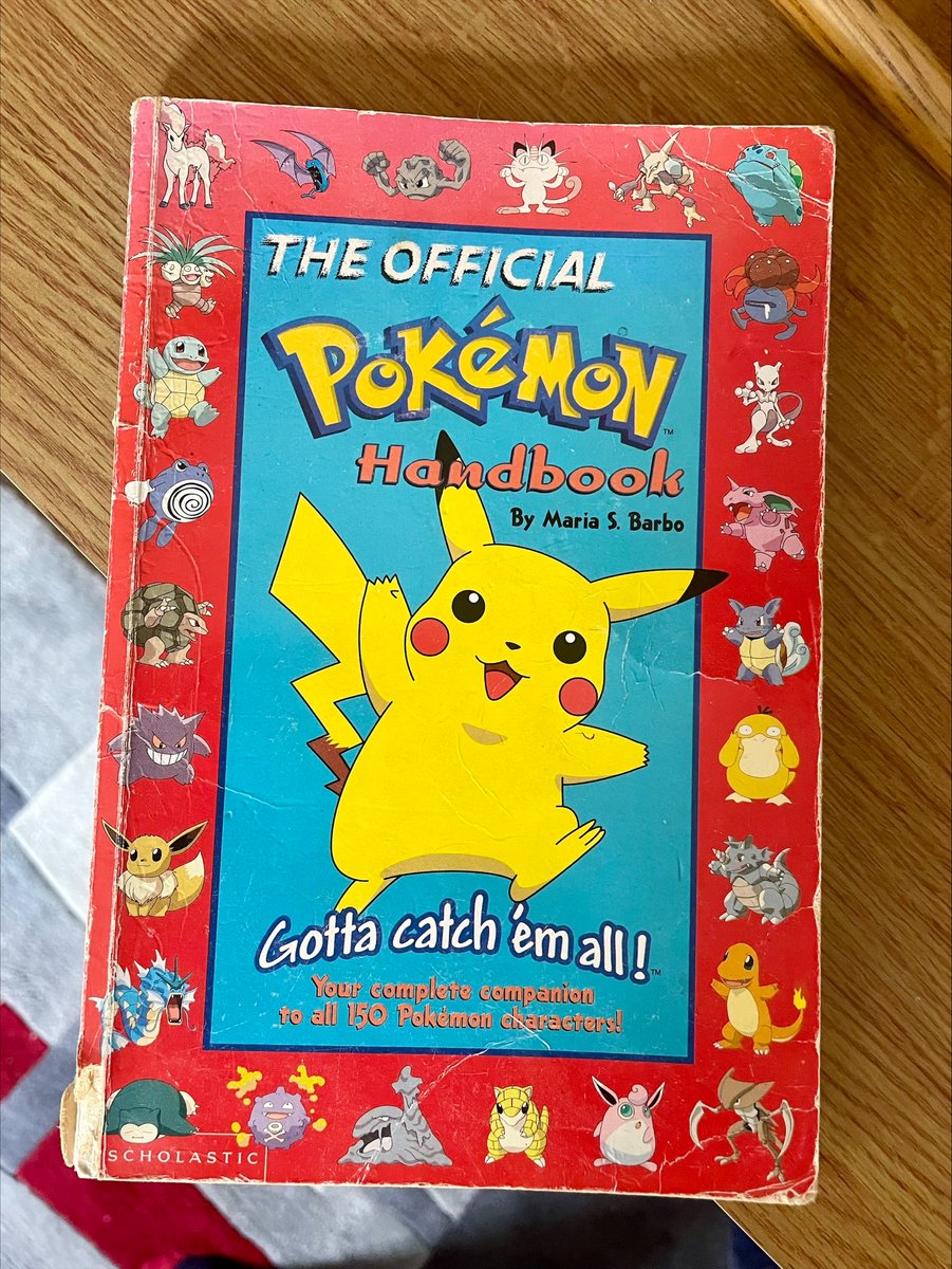 This book was something akin to a religious text to young Admin - and it was also a source of classic early Pokémon misinformation. A short thread: