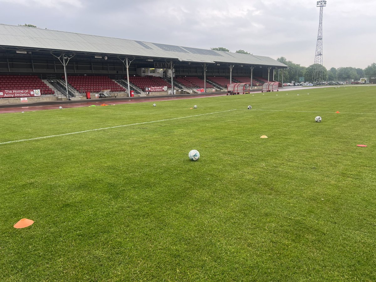 | Pre Match 

Pre match preparations soon to be underway here at Aldershot. For those who can’t make it down tonight, the game will be shown live at the link below: 

youtube.com/@forces_news?s…

#FearNaught #UpTheTanks