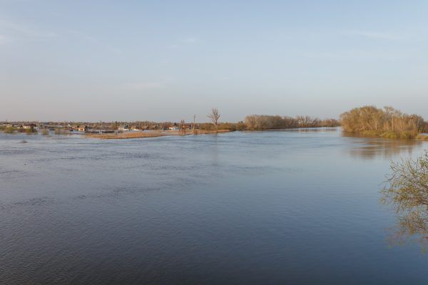 A Kazakh journalist was this week charged with “petty hooliganism” for using profanity in his complaint about media being barred from areas affected by flash floods. buff.ly/3UEcEao