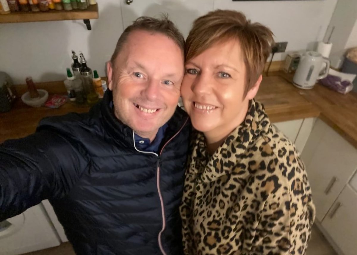 Many thanks to Kenny and Sue Irwin who are sponsoring our Match Ball against @CastlefordCC in the @HWCup on Sunday 5th May 2024, 1:00pm Start #AFAW newfarnleycc.co.uk/news/the-irwin…