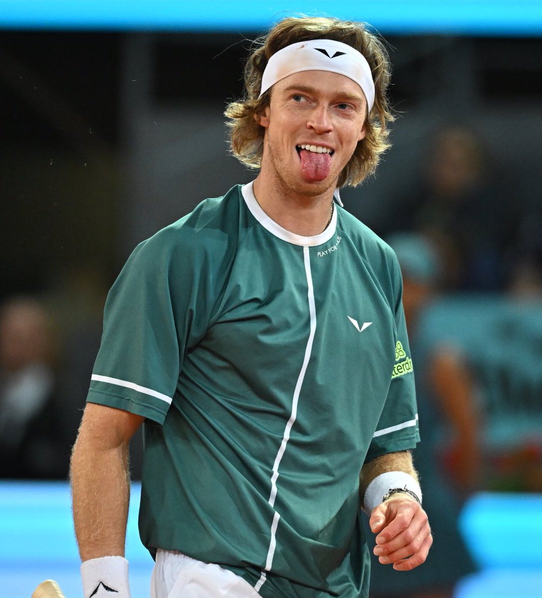 Andrey Rublev now has a win over every current top 10 player. Novak Djokovic. 𝐂𝐚𝐫𝐥𝐨𝐬 𝐀𝐥𝐜𝐚𝐫𝐚𝐳. Jannik Sinner. Daniil Medvedev. Alexander Zverev. Casper Ruud. Stefanos Tsitsipas. Hubert Hurkacz. Grigor Dimitrov.