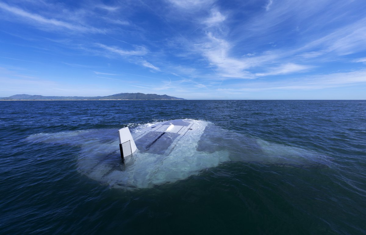 Northrop Grumman/DARPA's long-range submarine drone shaped like a robotic Manta Ray with the ability to go dormant on the seabed and recharge itself is probably going to end up as an Ace Combat villain