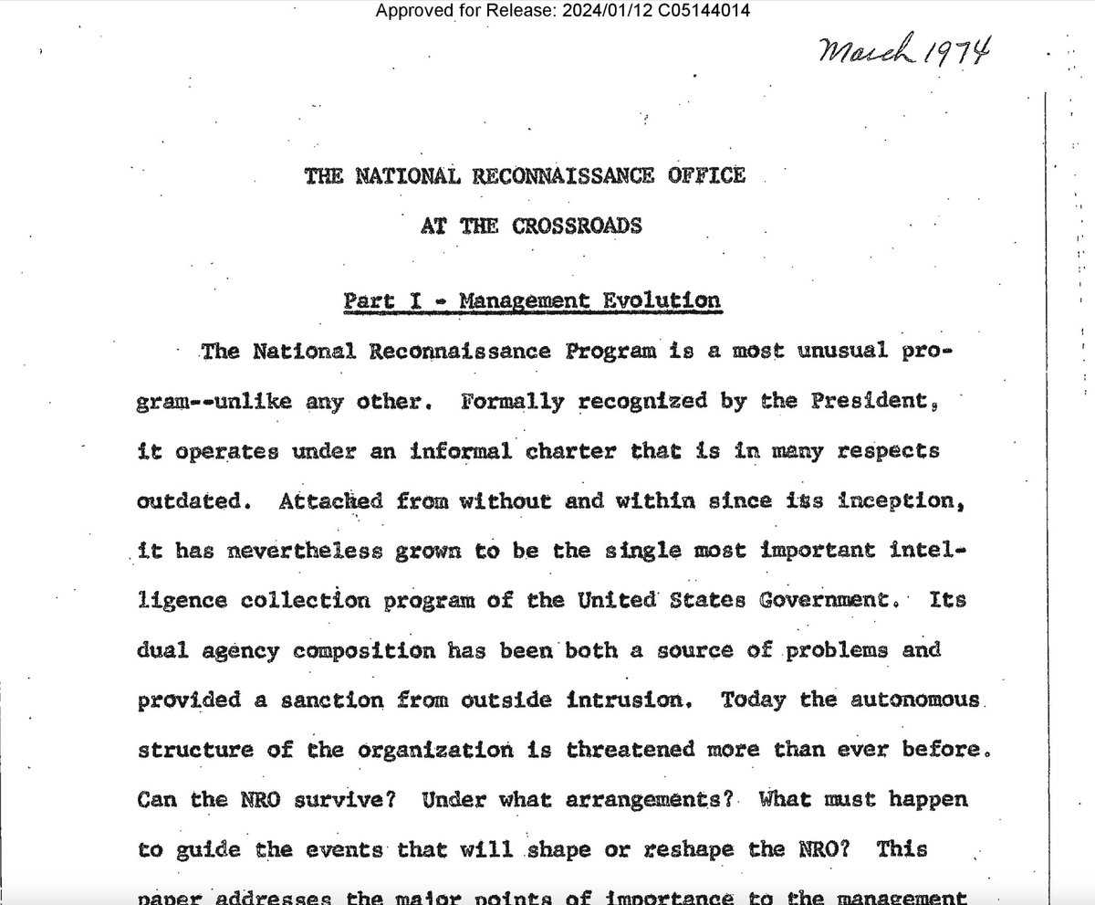 这份最近解密的 1974 年文件将 NRO 描述为“美国政府最重要的情报收集项目”。至少，其 SIGINT 和 IMINT 资产是冷战期间美国禁区情报的最大来源。