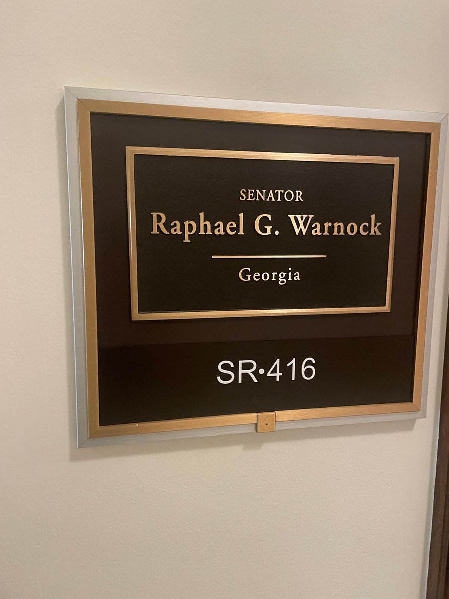 Delegados Extendidos de Georgia, Texas y New Jersey, visitaron la oficina del Senador @ReverendWarnock de Georgia #NuestraCausaEsPoderosa #S3231 #puertoricostatusact