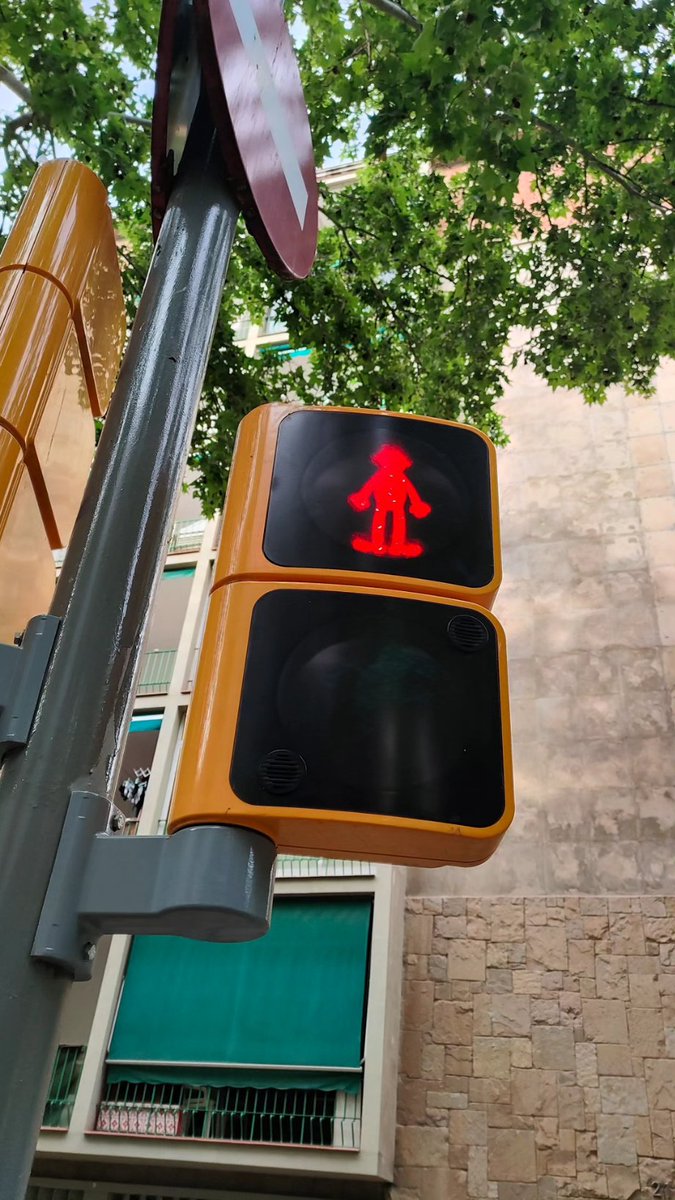 El semáforo de Mortadelo y Filemón (: