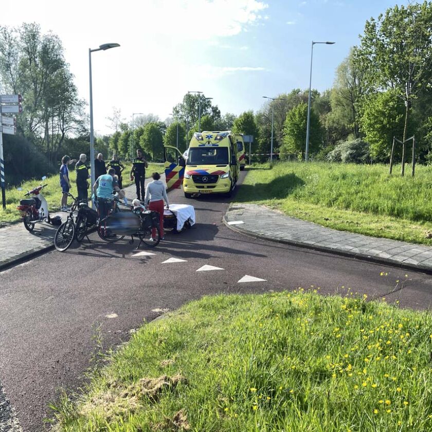 #Hoofddorp - Fietsers botsen op fietspad door glad wegdek - 112meerlanden.nl/2024/05/01/hoo… - #haarlemmermeer #glad