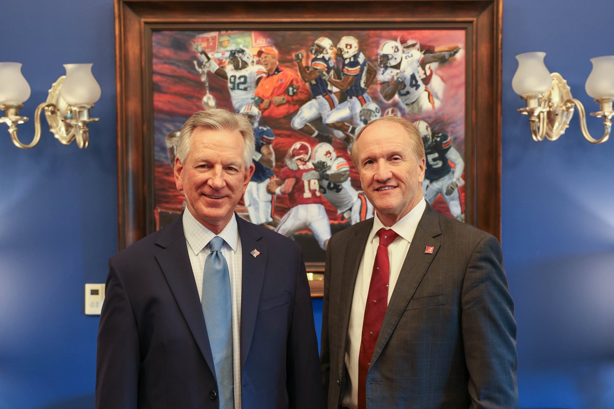 Enjoyed meeting with President Stuart Bell from the @UofAlabama earlier today. It was great to discuss Title IX, athletics, and the future of Alabama’s education system. Our Alabama universities make us all proud.