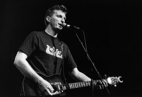 C'era una volta #Il1984

Brewing Up with Billy Bragg è il secondo disco di uno strano comunista che non mangia i bambini ma lotta contro qualsiasi forma di fascismo, razzismo, sessismo e omofobia 
E canta di pace e di lavoro 

Billy Bragg 

It Says Here 

youtu.be/2eVAFuntkIk?si…