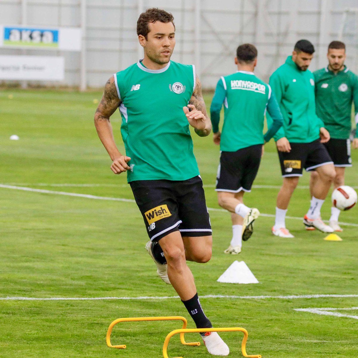 konyaspor tweet picture