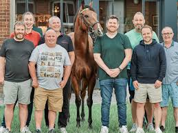 Evening where has this week gone? I am not into Horse racing particularly but watched a bit of ITV  "Its Showtime"  8 men in a  bar who buy a prizewinning racehorse there is a nice back story about Men opening up and letting their emotions out worth a view have a good evening