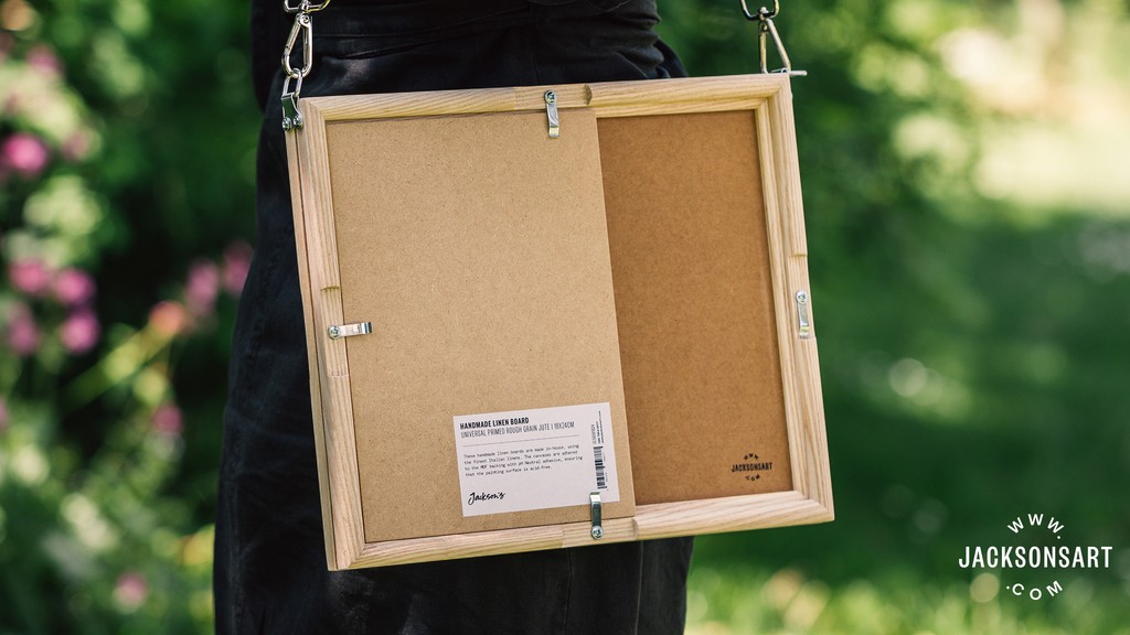 The Jackson’s Plein Air Canvas Board Carrier can be used to transport wet canvas boards safely and store them while they are drying. Read the full review on our blog: l8r.it/c2Bf #canvasboard #pleinair #painting #artmaterials