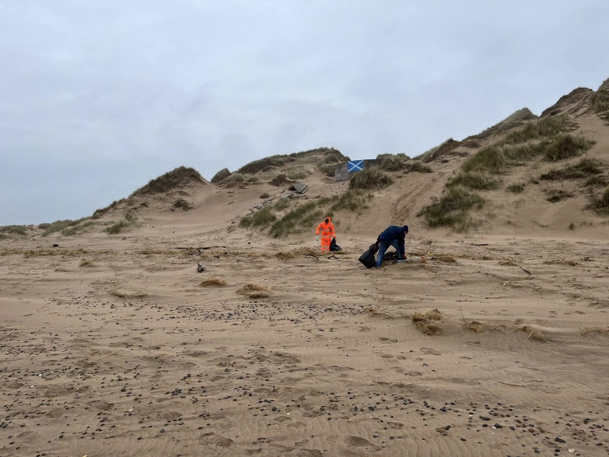 📍 This afternoon, we tackled the high tide line in front of the “Big Dune” on Newburgh Beach. 
🌱 With the help of Action for Climate and Environment Newburgh - Aberdeenshire volunteers we removed over 45KG of litter!
#beachclean #beachcleanup #beachlitter