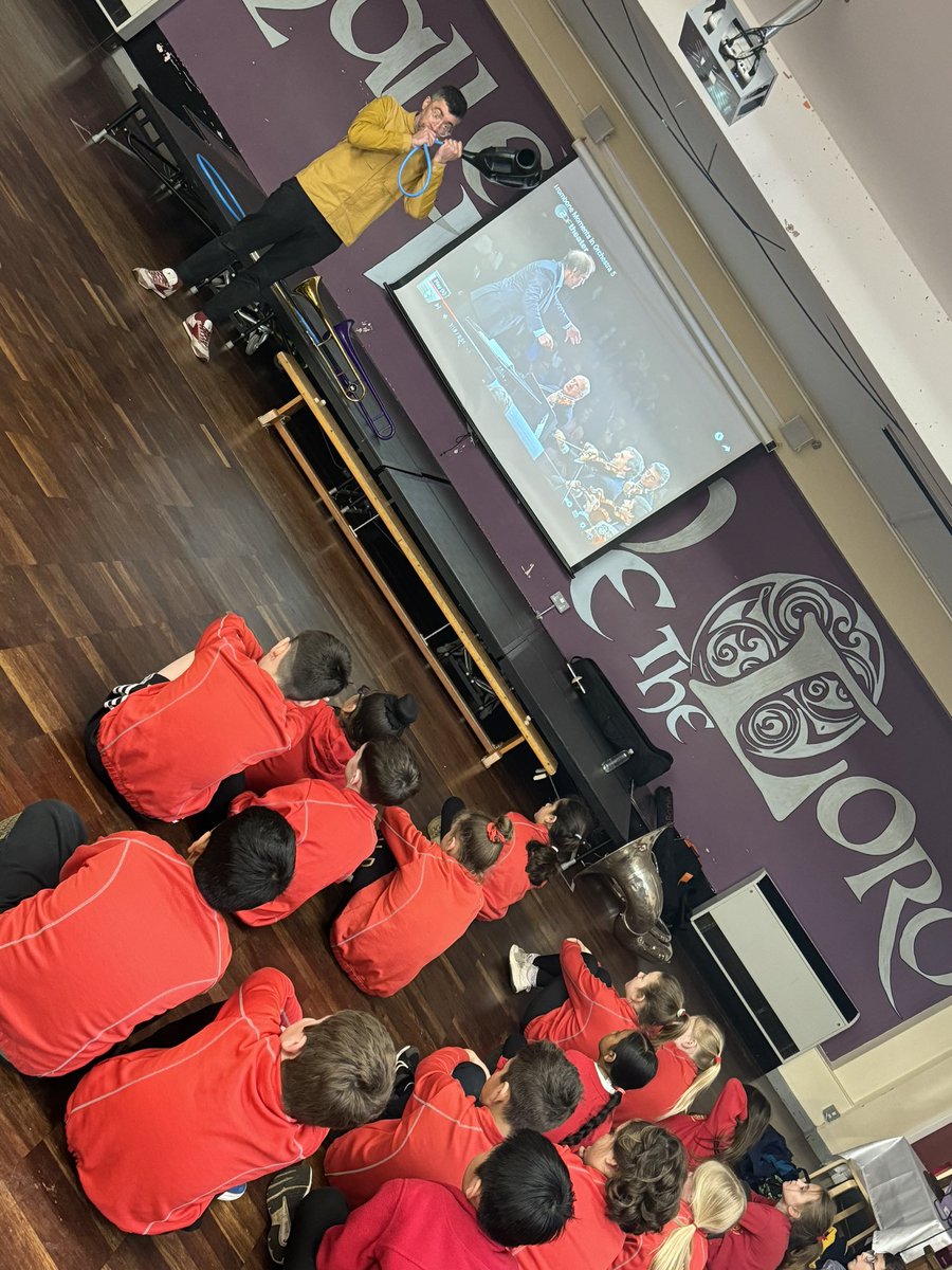 #3EB & #3SL had another interesting day of #WorldOfWork events today. Thank you to Cassie Crocker & Tom Pinder for hosting today’s sessions. We are so lucky to have such a talented and generous community giving up their time to inspire our pupils’ futures! @llandaffcity