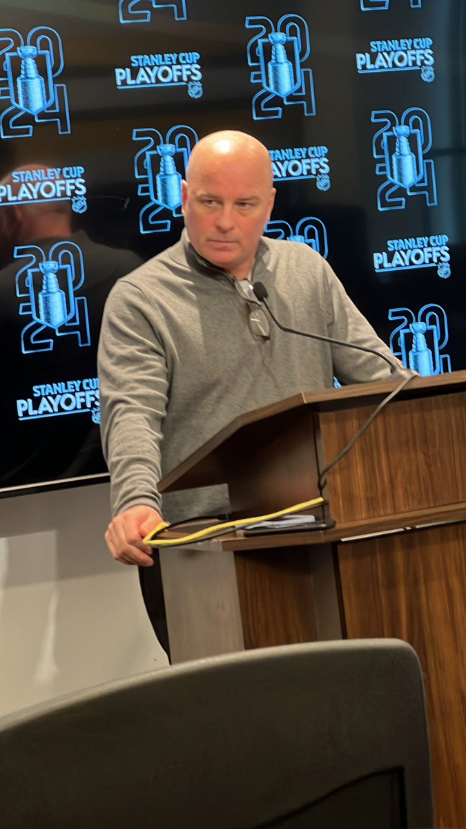 Asked Jim Montgomery how long he lets losses like last night linger…. “I’m still pissed off from last night, to be honest. I don’t understand or accept our play from last night…So I’m gonna be pissed off until puck drop tomorrow night.” #NHLBruins @wbz