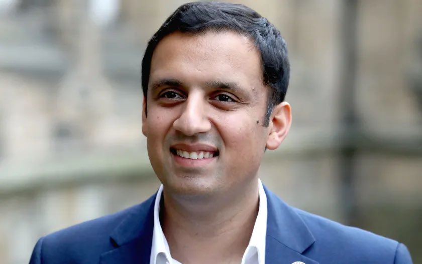 This sly scoundrel is Anas Sarwar. 

He is a millionaire who doesn’t pay his Sarwar Foundation workers the living wage.
#ResignAnasSarwar