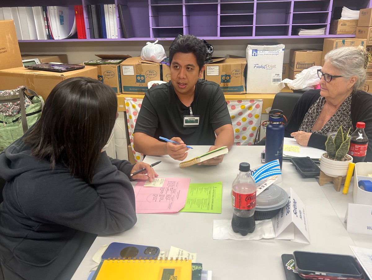 Our @HIDOE808 EL Coordinators from FKK are practicing coach-like conversation skills & reimagining their role as instructional leaders for their multilingual Ss. We’re all growing up at work! #808educate