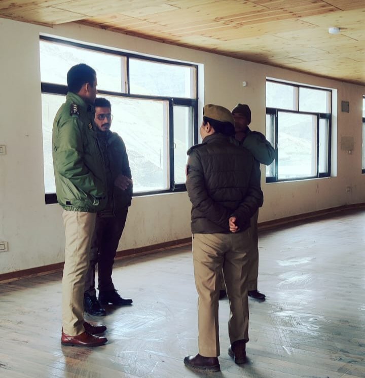 ASP Kargil, Nitin Yadav along with his team undertook today a comprehensive tour of Tehsil Shakar Chiktan in a demonstration of proactive community engagement and governance. @Info_Ladakh @DDNewslive @ddnewsladakh @airnewskargil
