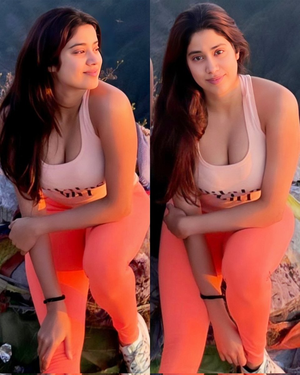 Good nights🥱🤤🤤❤️
#JhanviKapoor #PoojaHegde