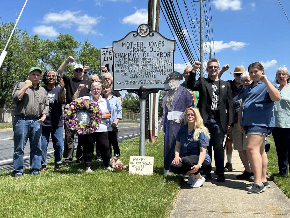 At the annual wreathlaying at the Mother Jones historic marker in Adelphi, MD ⁦@AFLCIO⁩ ⁦@UnionPlus⁩ ⁦@AFSCME⁩ ⁦@CLUWNational⁩ ⁦@OPEIU⁩ ⁦@OPEIULocal2⁩