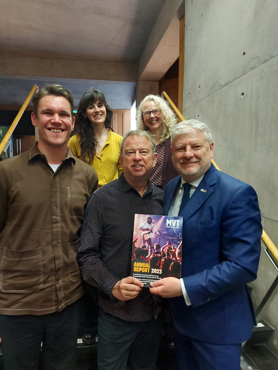 Really constructive and positive meeting with @AngusRobertson in Holyrood today for @musicvenuetrust Lots to do!