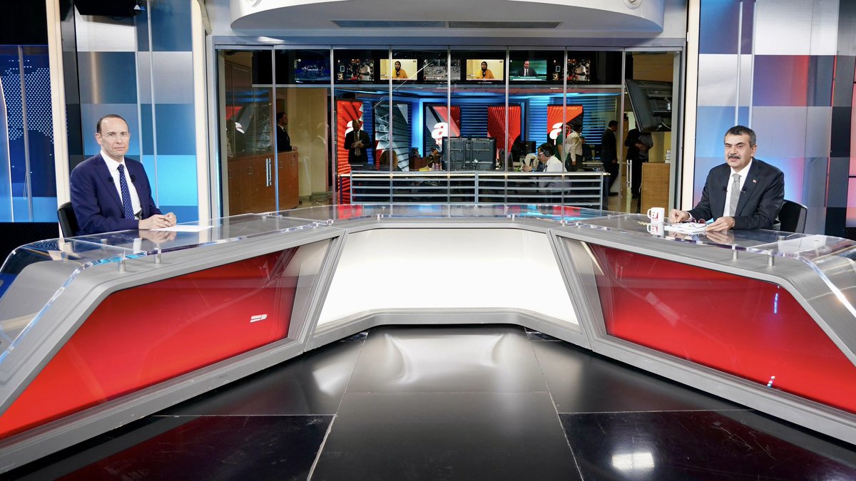 Millî Eğitim Bakanı <a href="/Yusuf__Tekin/">Yusuf Tekin</a>, Katıldığı A Haber Canlı Yayınında, Eğitim Gündemine İlişkin Soruları Yanıtladı, Değerlendirmelerde Bulundu 

👉🏻 meb.ai/IQlqv7