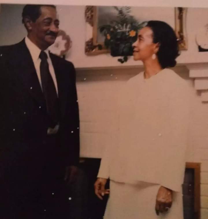 My cousins Grandparents , my grandfathers brother and his wife 40 years ago , they were both buried in Lynchburg Virginia