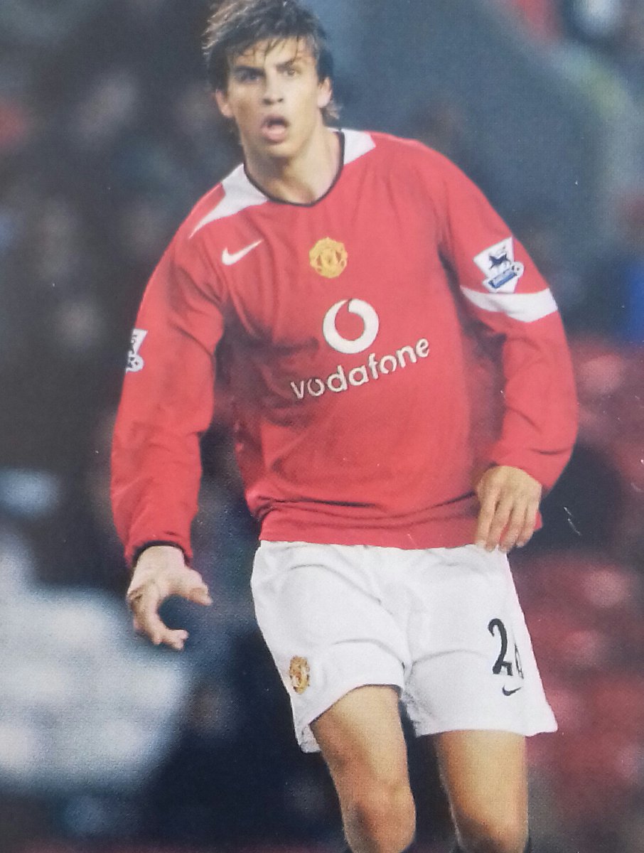 🇾🇪 Gerard Pique played 23 times in his formative years at United , went on to have a superb career at Barcelona🇾🇪