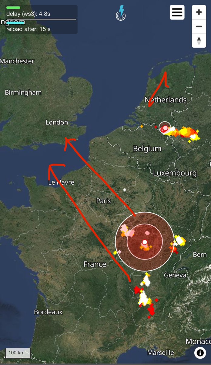 Lightning flashing away in France, these storms will get more prolific as they travel north towards Paris & later SE England! #UKweather #Lightning #Thunderstorm ⚡️