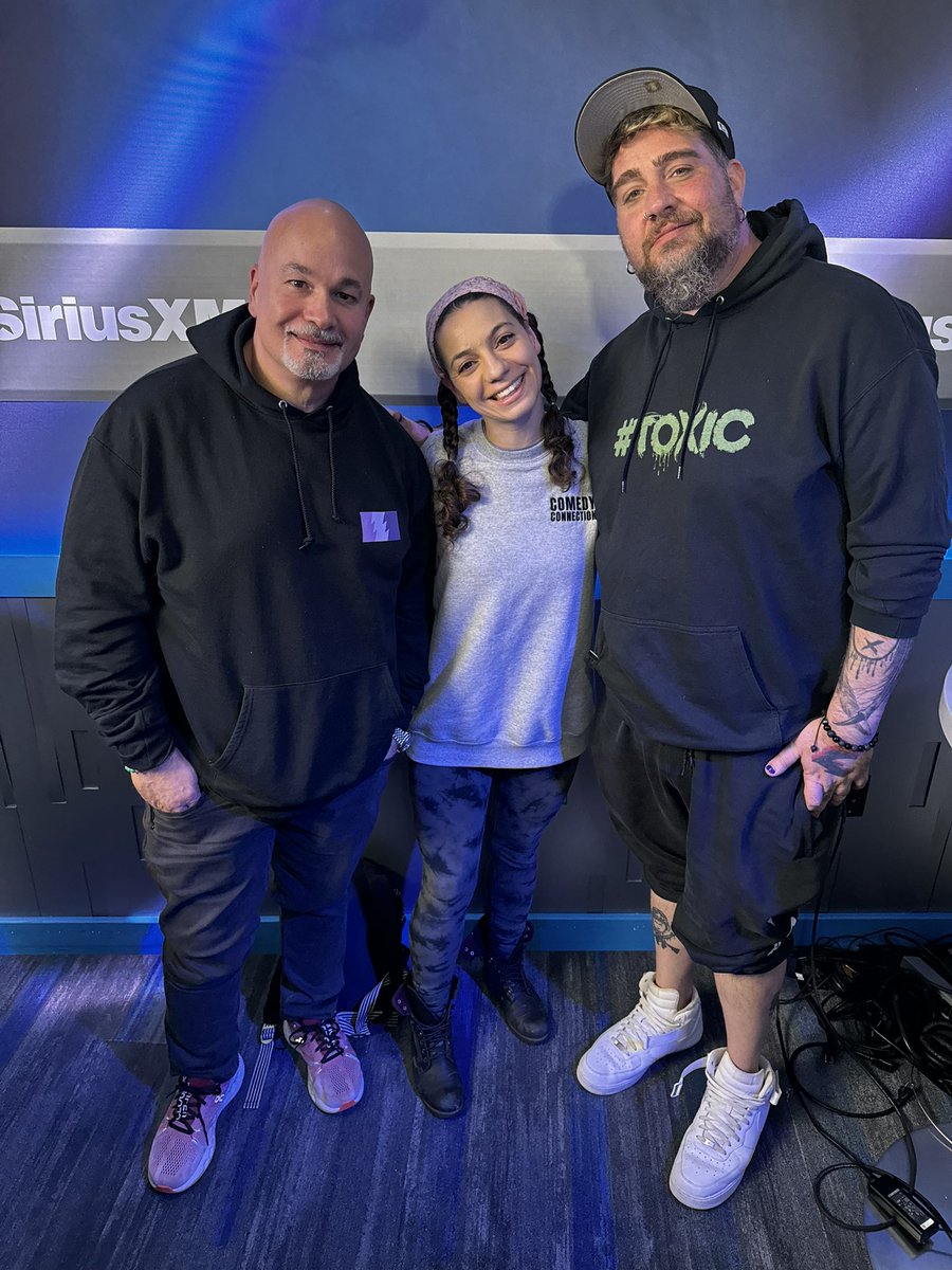 Brand New #TheBonfire Podcast w/ @bigjayoakerson @RobertKelly & @lizmiele out now! Download, Rate, Review & Subscribe wherever you listen! #CrackleCrackle podcasts.apple.com/us/podcast/the…