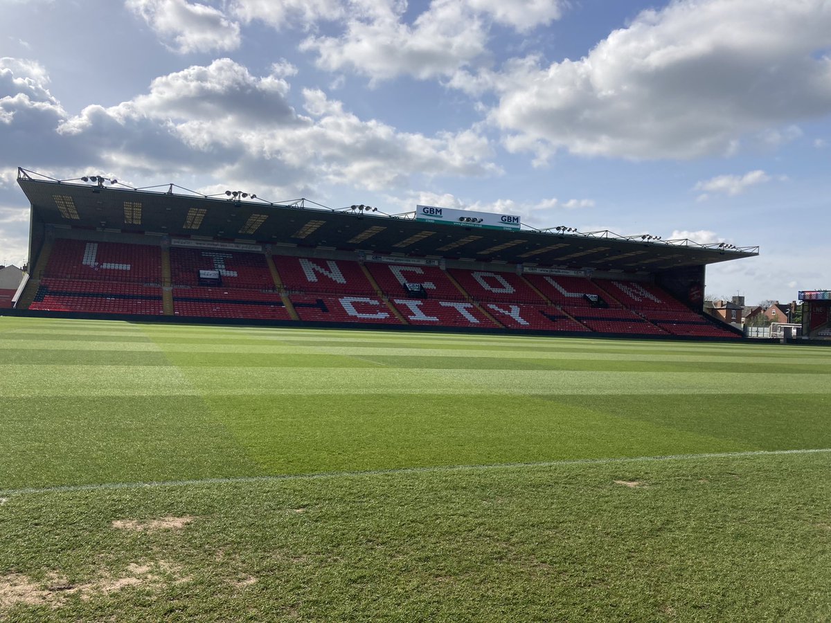 Johnpingham's tweet image. Great first day of Biking 4 Breakfasts. 80 miles from Huddersfield and a very warm welcome at @LincolnCity_FC 
Please support if you can.
huddersfieldtownfoundation.enthuse.com/cf/biking-for-…