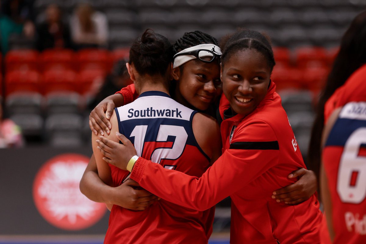 Gail Richards tweet media