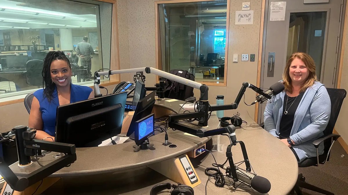 Dr. Suzanne Hecht from @UMNFamilyMed and @MHealthFairview was on @MPRnews this morning! 🎙️ 

She spoke about how diet, exercise and medications can build our bone density and help prevent fractures as we age. Listen at: bit.ly/4bgPCvH.

#UMNproud