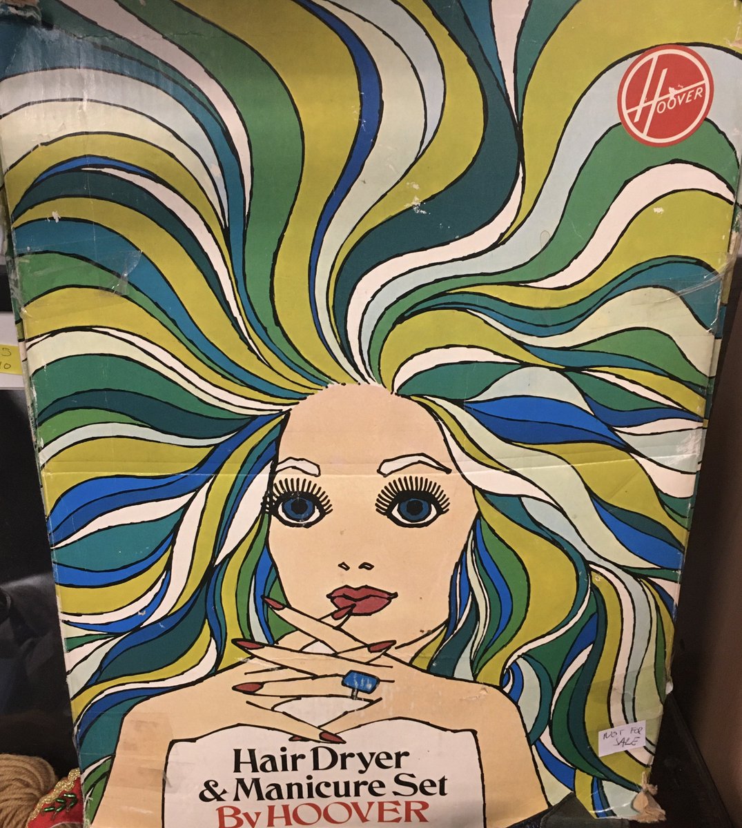 Fabulous psychedelic hair 💚
Hoover hairdryer box