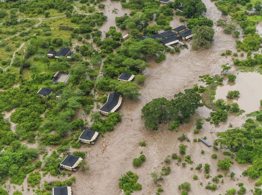 Tourists evacuated from Kenya’s Maasai Mara reserve amid flooding torontosun.com/news/world/tou…