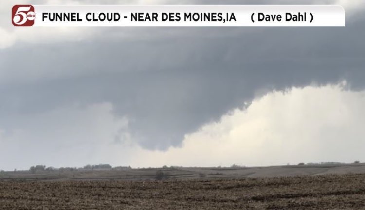 Former retired @KSTP Meteorologist Dave Dahl was Storm Chasing yesterday in Iowa & caught this WallCloud & Funnel Cloud west of Des Moines,IA - I did Nowcasting from home on laptop (watching radar & updating Dave place to go for best storm pics & keeping safe distance from storm.