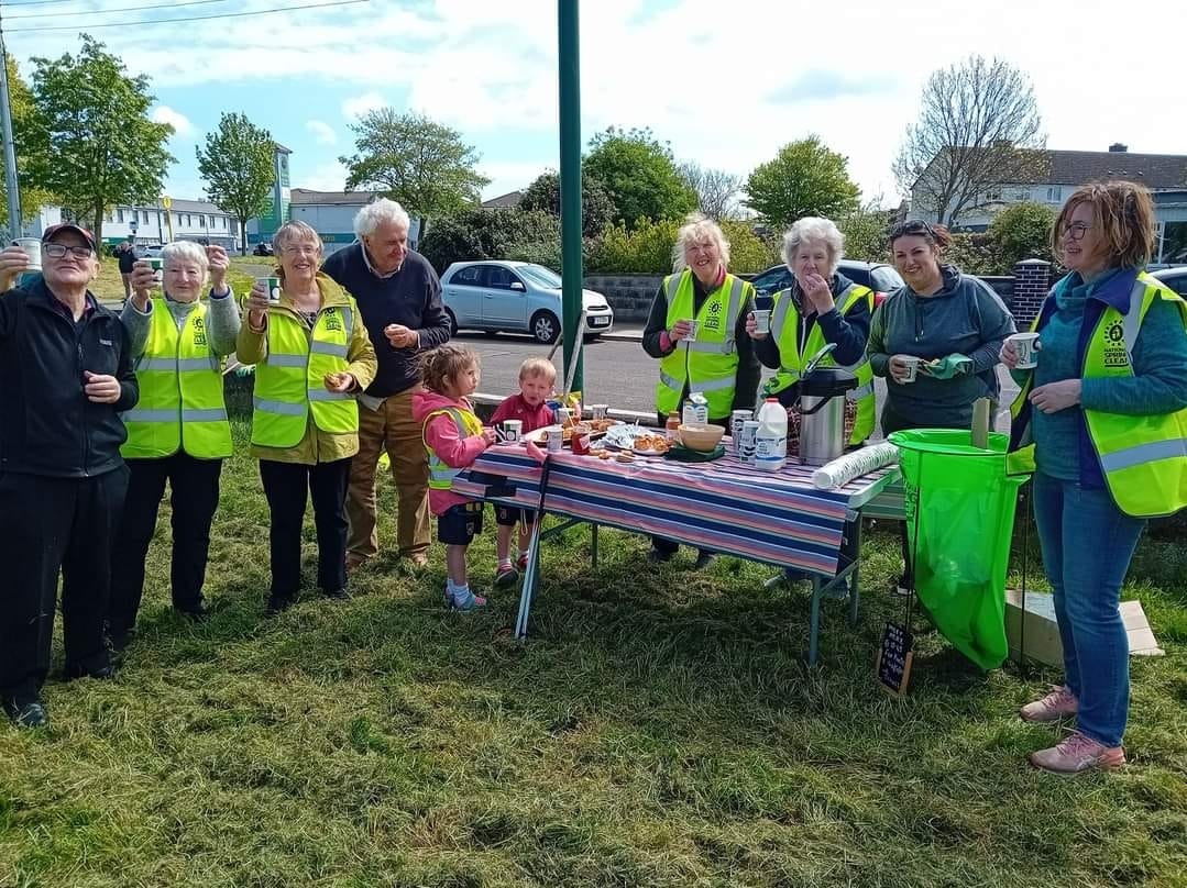 Well done to Cameron Park Residents Association for taking part in Team Dublin Clean Up on Saturday. Great work by everyone 👏