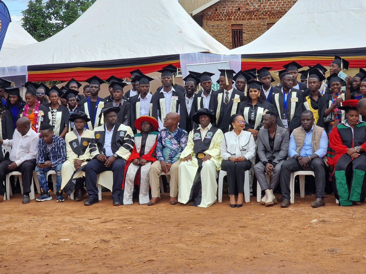 Today, @paceidug and @dit_uganda, in partnership with @SkillsKlinic, held a graduation ceremony at Eden Grounds in Kamwokya, where up to 130 individuals successfully completed a training program in various fields; photography/videography, baking, cosmetology, soap making,…