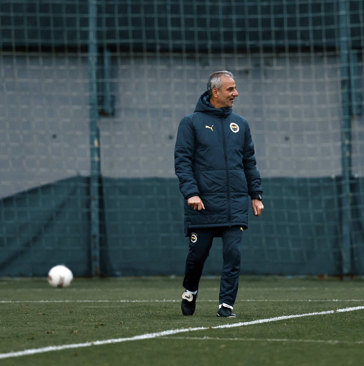 🟡🔵 Fenerbahçe, bugün yaptığı idmanla Konyaspor maçı hazırlıklarına başladı.