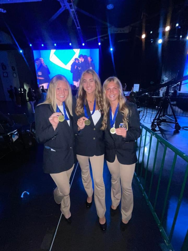 maddiedavis2024's tweet photo. My team and I placed top 20 in the WORLD for our category at DECA Internationals. I’m so proud and honored to have been a part of this. We couldn’t have done this w/o @RHSBTbusiness ‘s support, guidance, and love for us. Grateful is an understatement. @OliviaGillum5 @rook2037 https://t.co/FvANDkTJfk