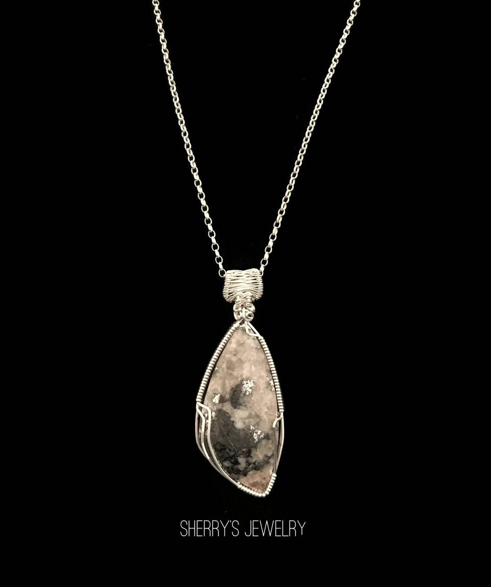 sherrysjewelry.etsy.com/listing/543561… #14ktGold #HandmadeHour #MothersDay #jewelryonetsy #Holidayjewelry #handmadeisbetter #InStyle
#MadeintheUSA #freeshipping #womeninbusiness #silverjewelry
