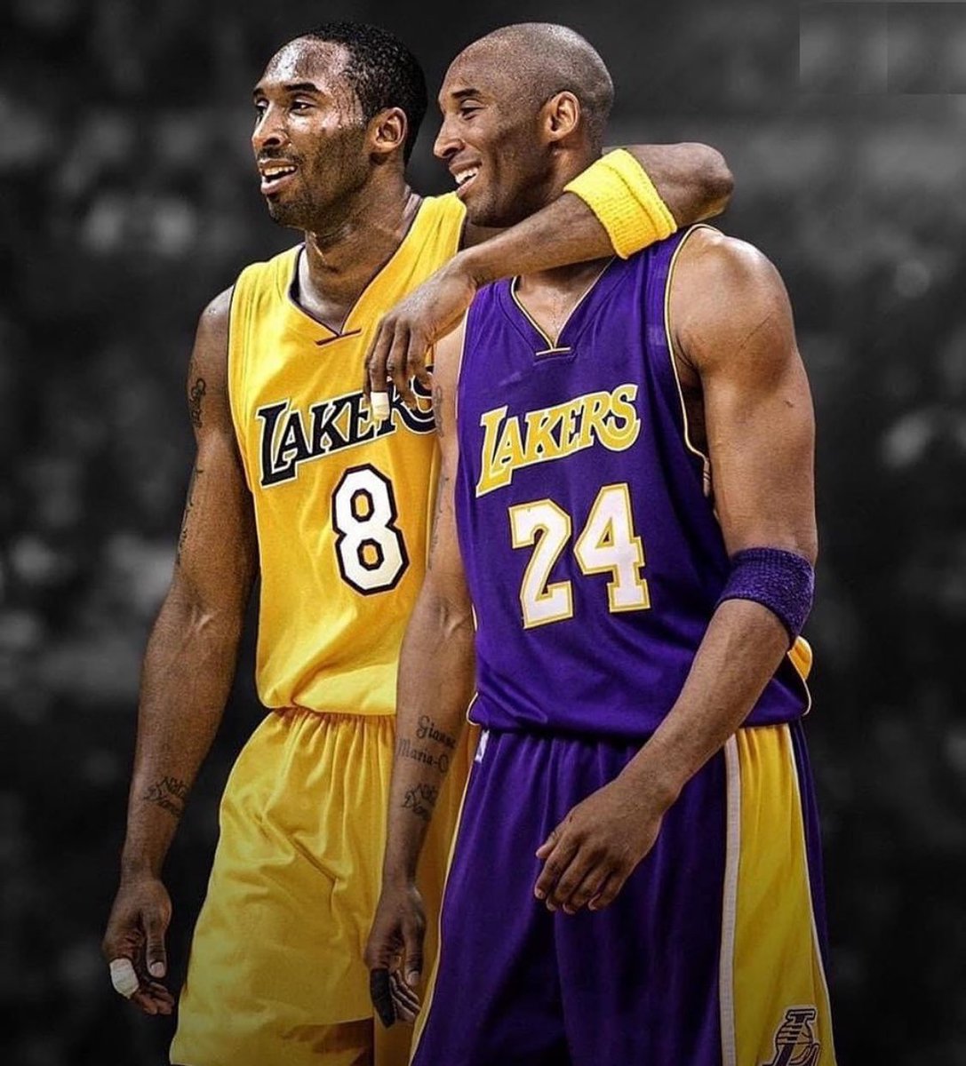 📸 : Number 8 and 24 Kobe 💛💜🐍🔥

#kobebryant